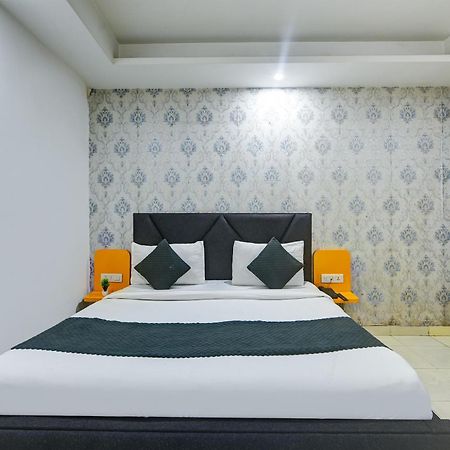 Hotel Kelvish Free Airport Pickup نيودلهي المظهر الخارجي الصورة